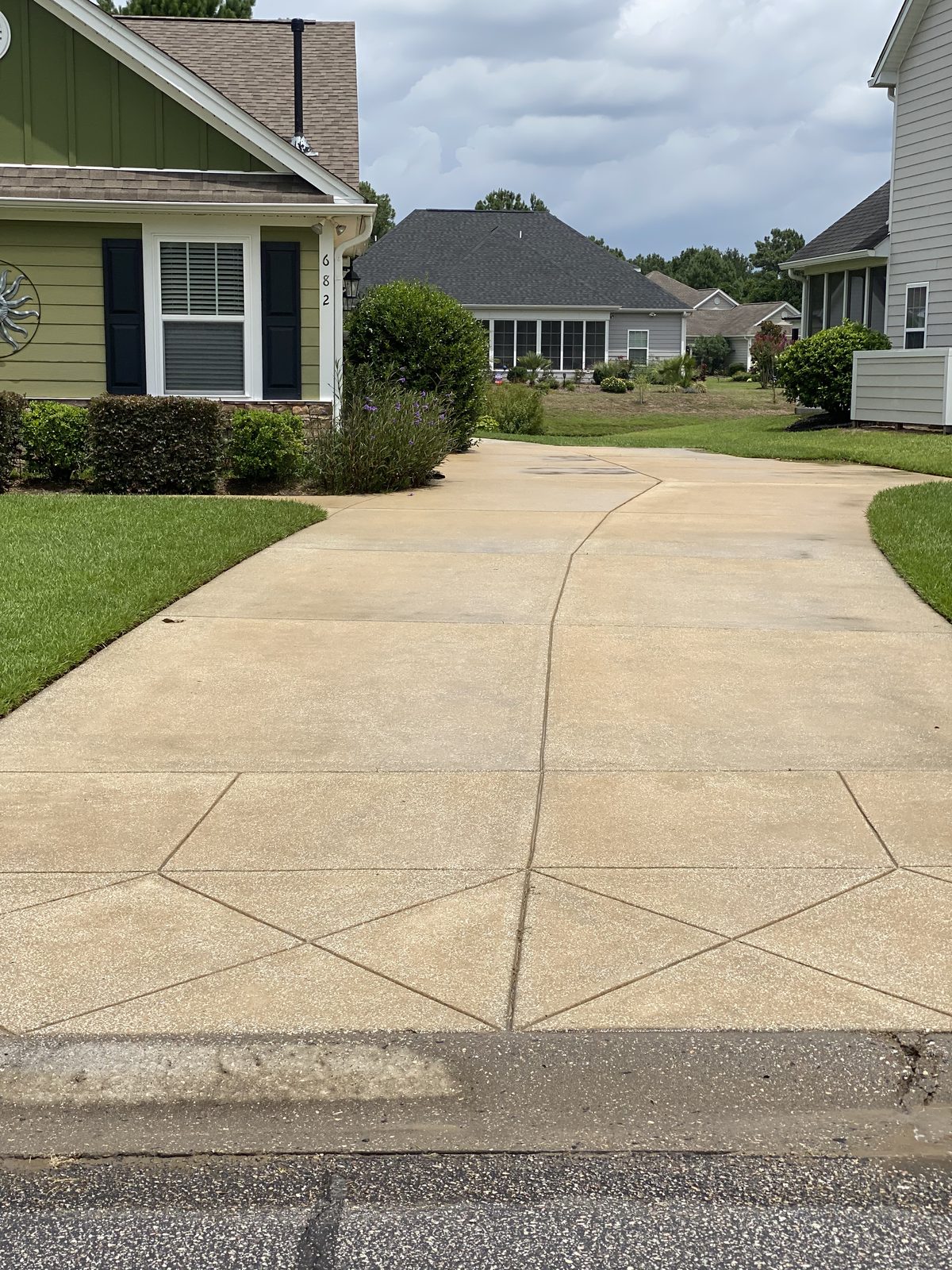 After concrete driveway cleaning project 6